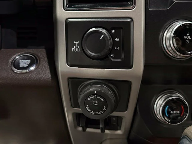 Used 2019 Black Ford King Ranch image 15