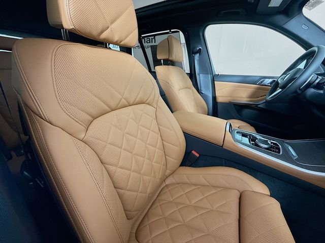 New 2026 Alpine White BMW xDrive40i image 29