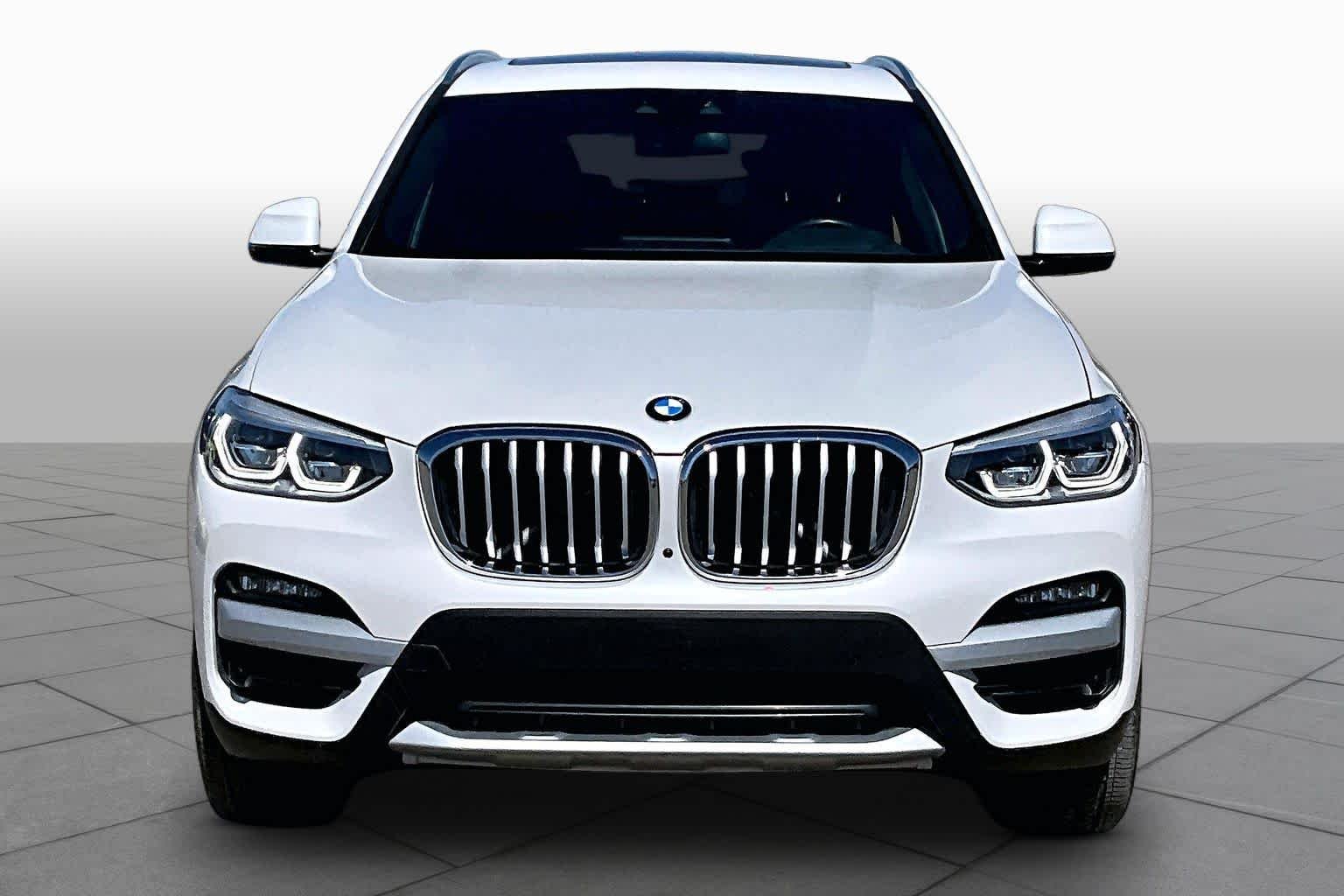 Used 2021 Mineral White Metallic BMW xDrive30i image 3