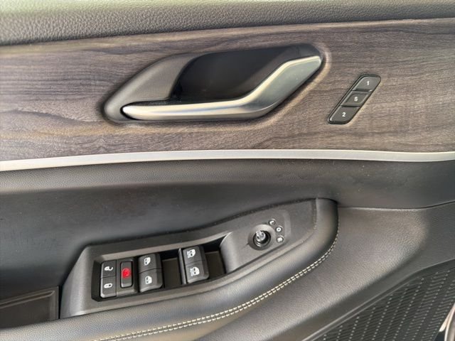 Used 2023 Black Jeep Limited image 17