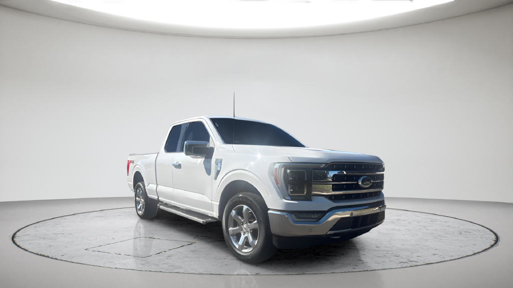 Used 2022 Oxford White Ford Lariat image 1