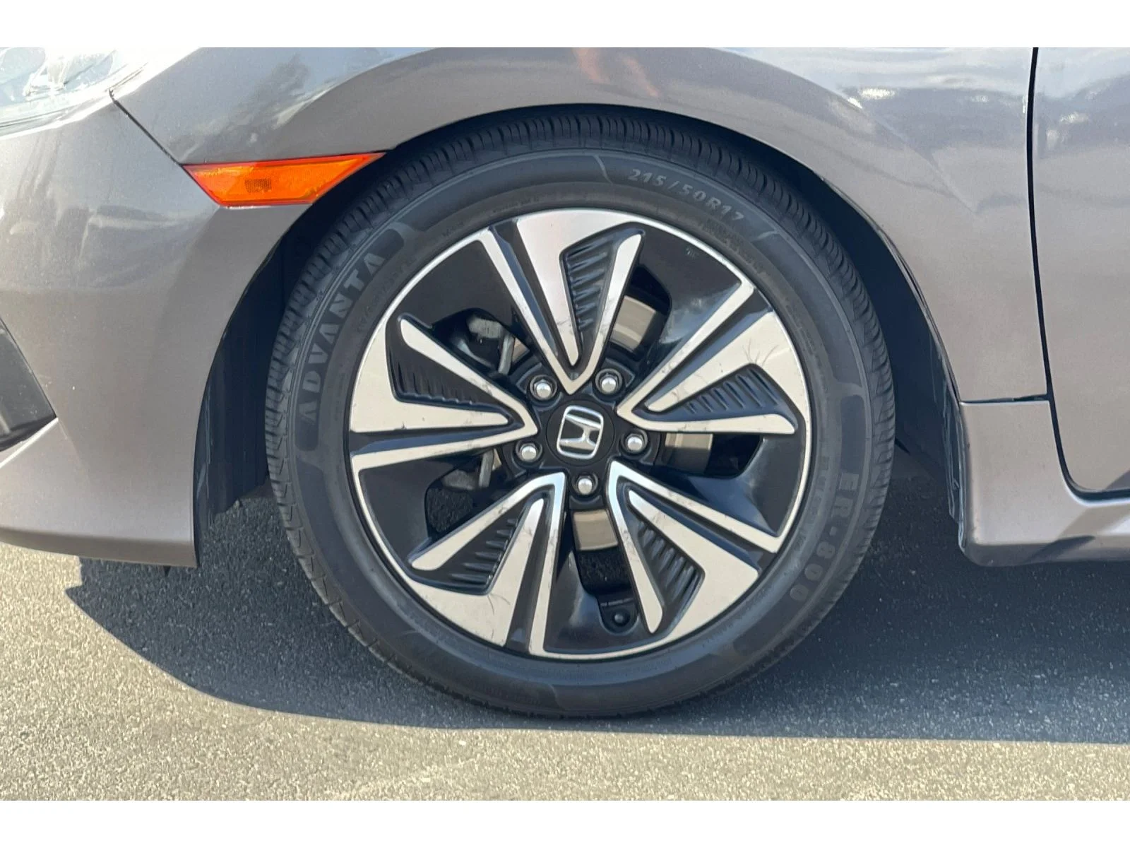 Used 2018 Modern Steel Metallic Honda EX-T image 10
