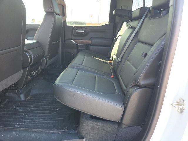 Used 2019 Summit White Chevrolet LT image 4
