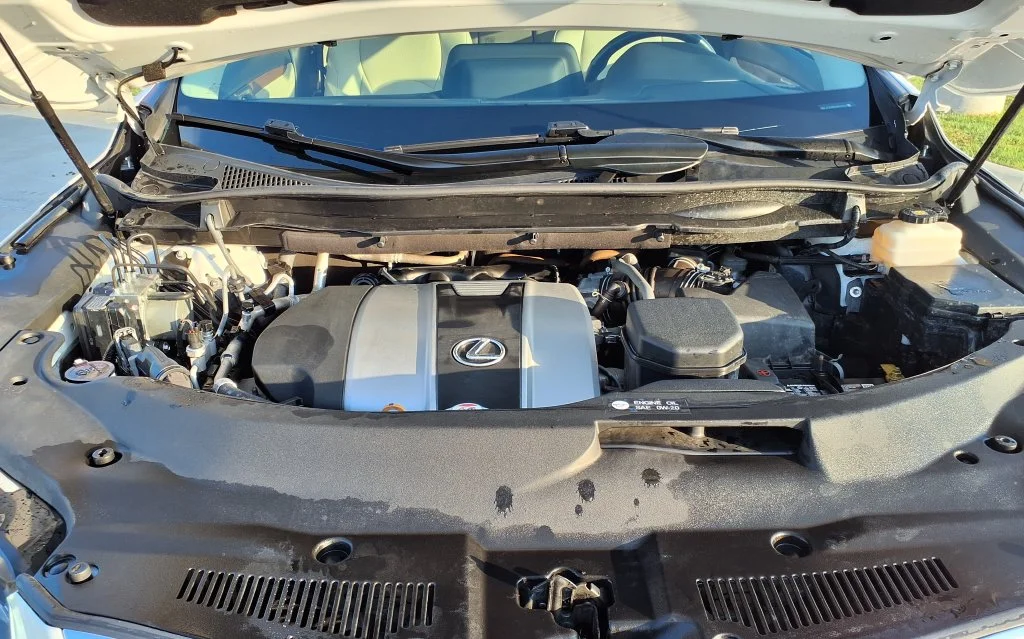Used 2021 White Lexus 350 image 35