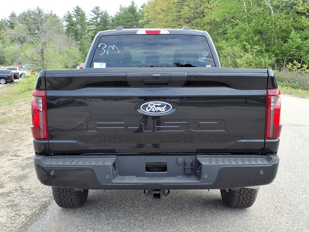 New 2026 Agate Black Metallic Ford XLT image 6