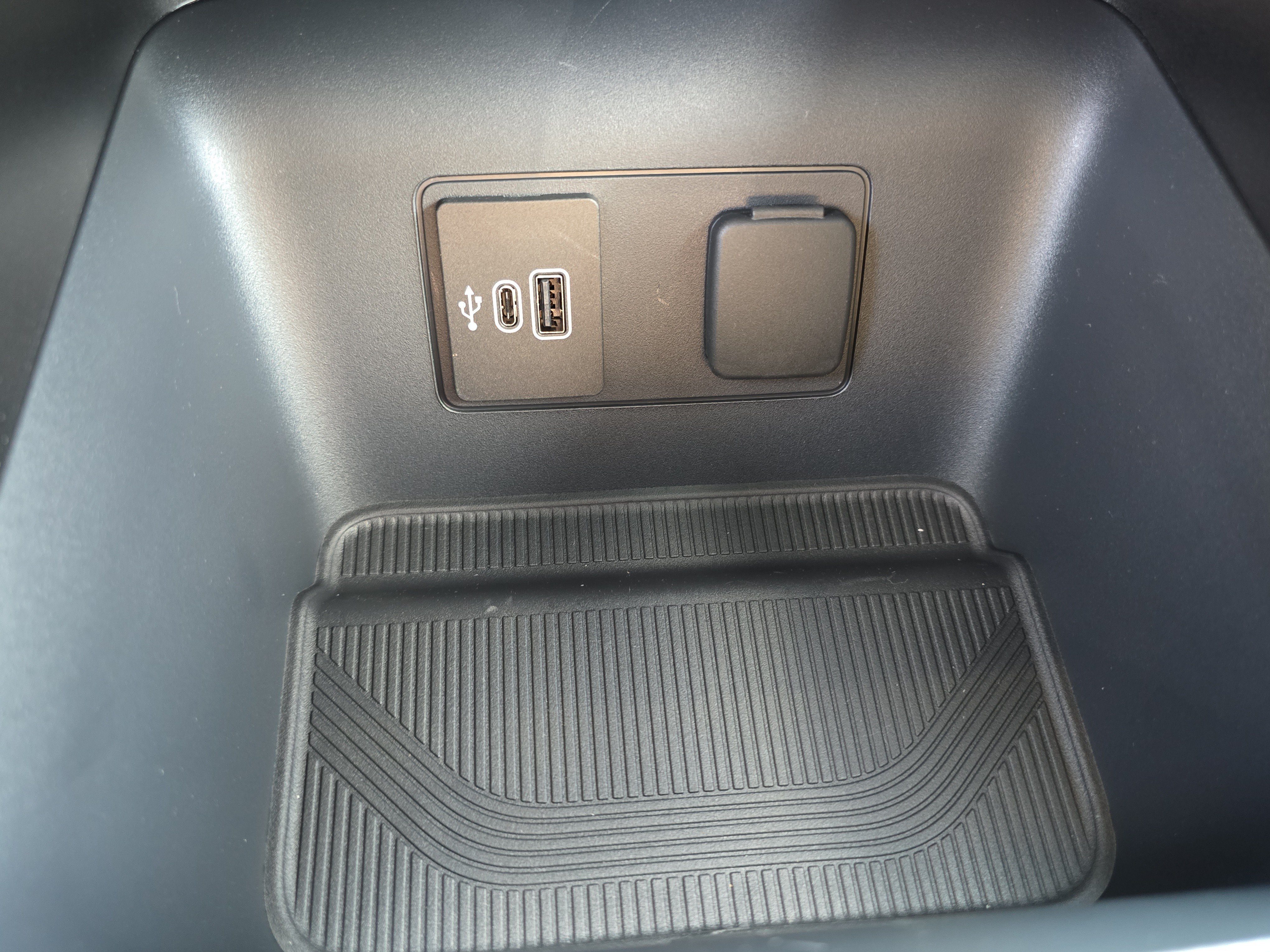 New 2026 Vapor Blue Metallic Ford Active image 24