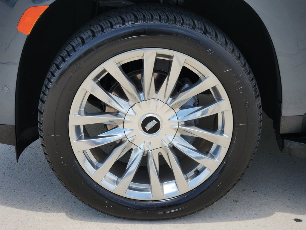 Used 2021 Gray Cadillac Premium Luxury image 13