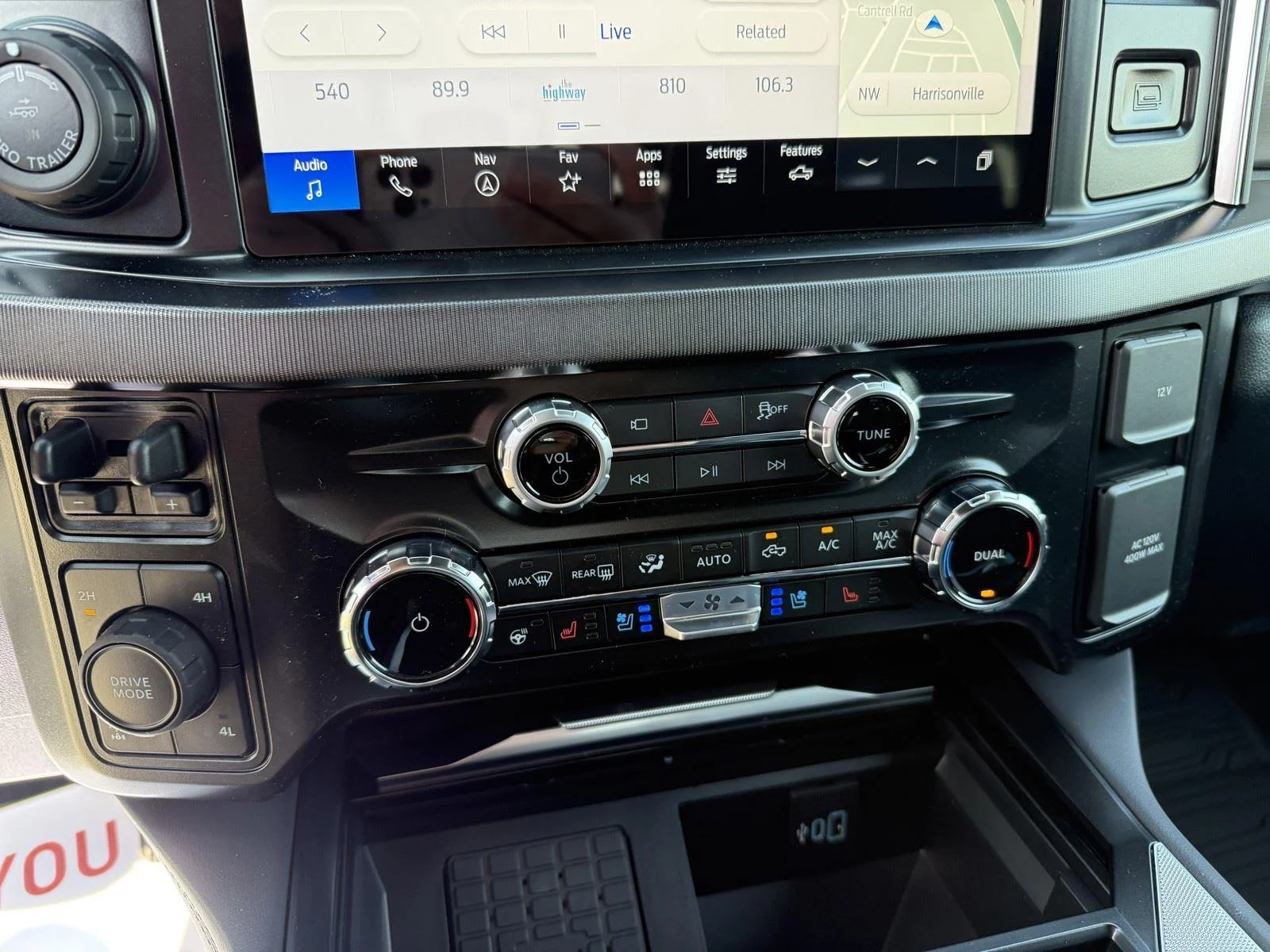 New 2026 Carbonized Gray Metallic Ford F-250® Platinum® image 25