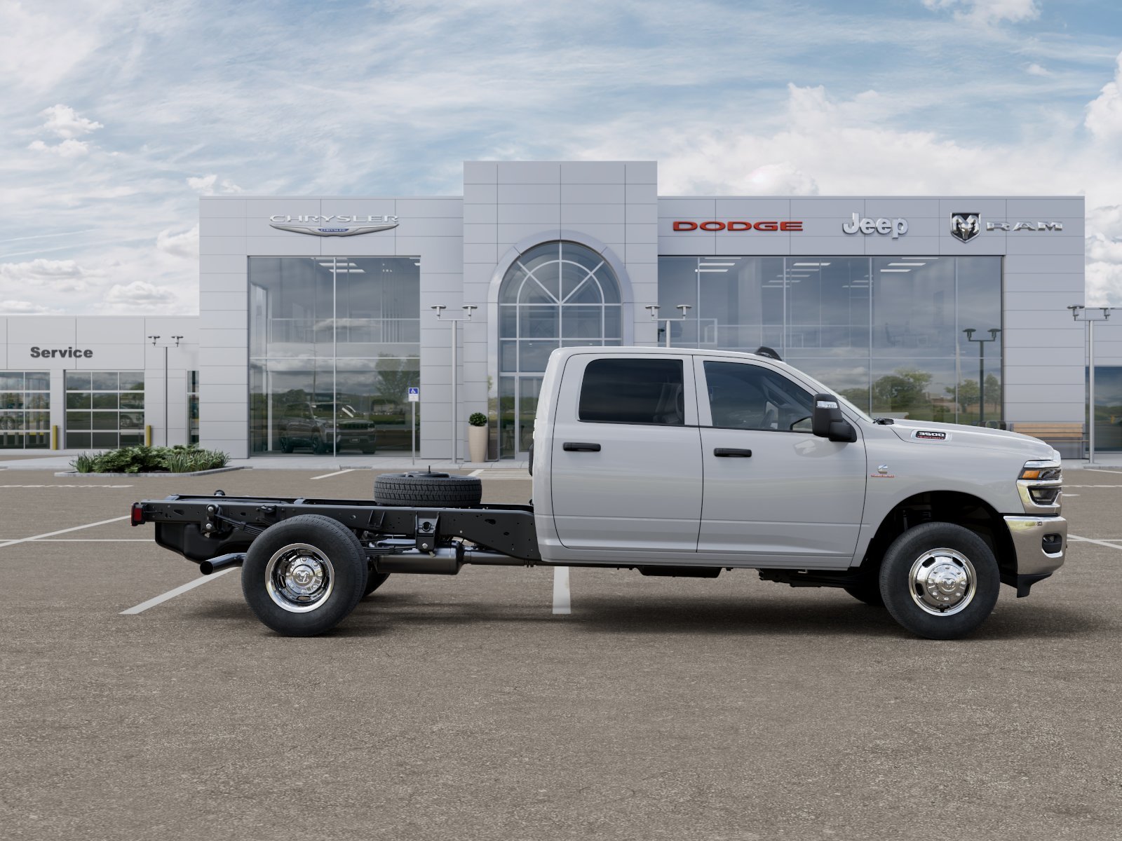 New 2026 Bright White Clearcoat RAM Tradesman image 46