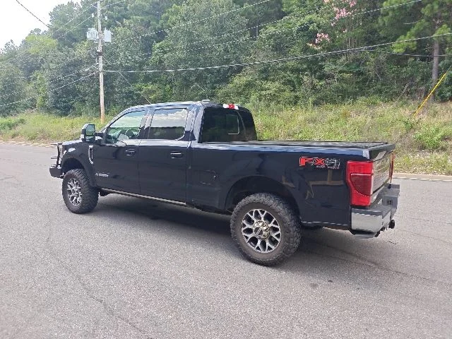 Used 2022 Blue Metallic Ford Lariat image 4