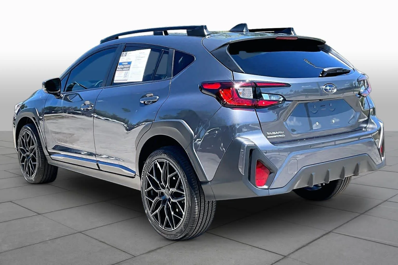 Used 2025 Magnetite Gray Metallic Subaru Limited image 22