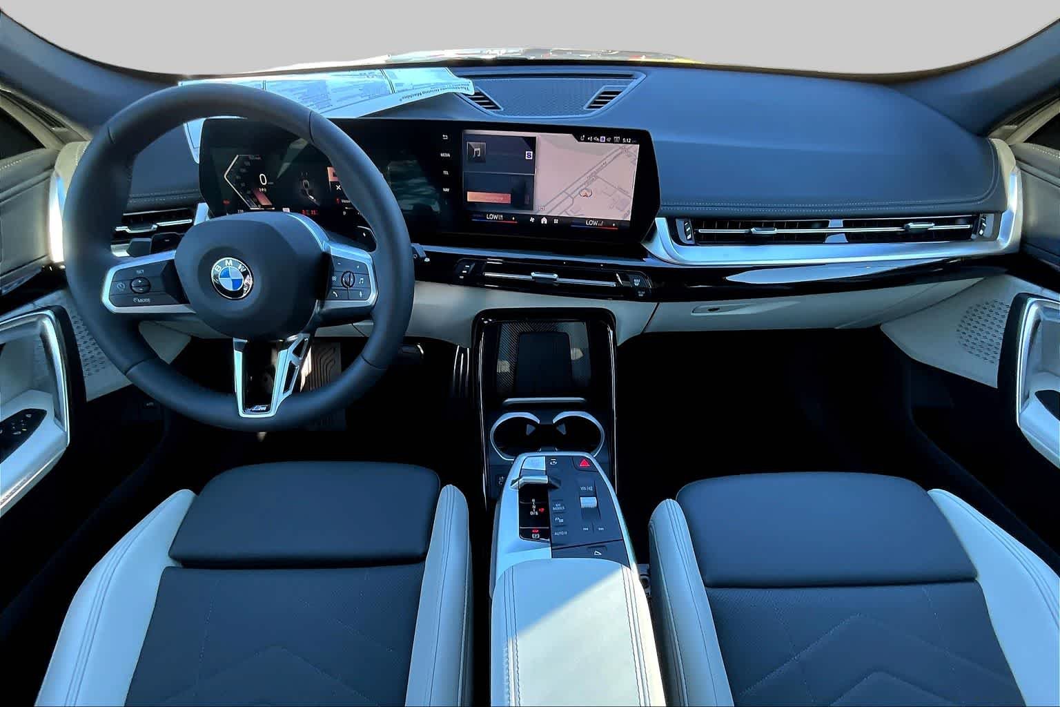 New 2026 Space Silver Metallic BMW xDrive28i image 5
