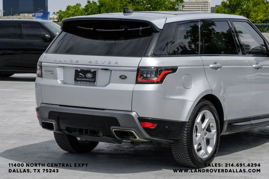 Used 2019 Silver Land Rover HSE image 10