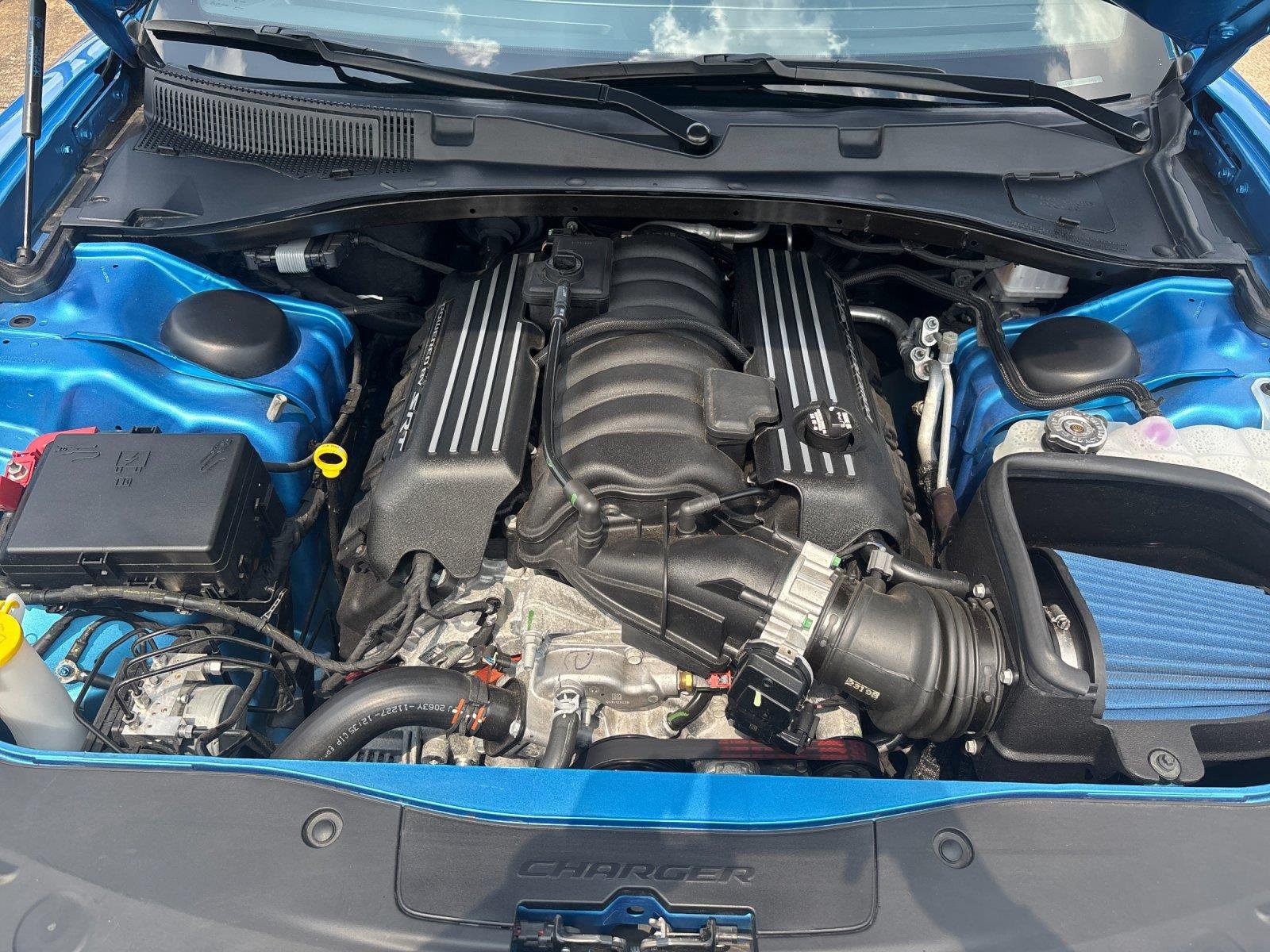 Used 2023 B5 Blue Pearlcoat Dodge Scat Pack image 9