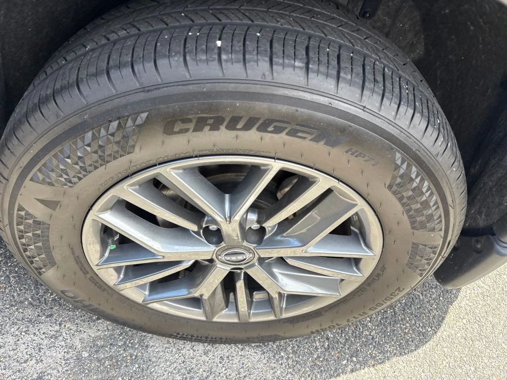 Used 2023 Black Nissan S image 15