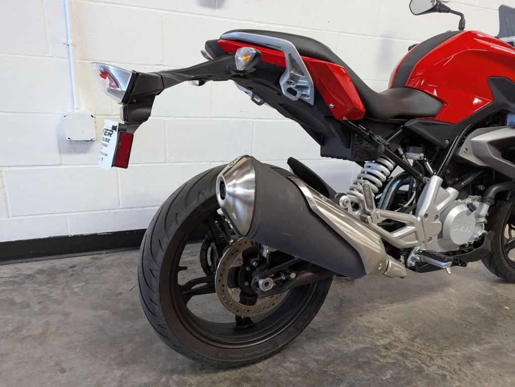 Used 2020 RACING RED BMW 310 R Racing Red image 9