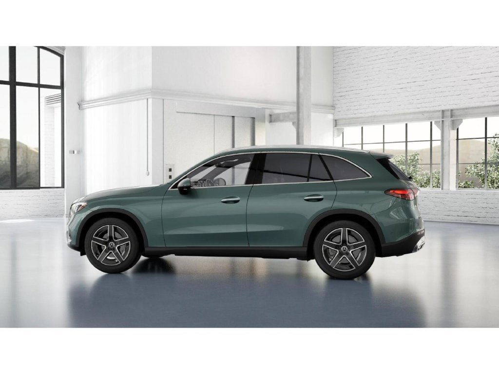 New 2027 Verde Silver Metallic Mercedes-Benz GLC 300 4MATIC® image 33