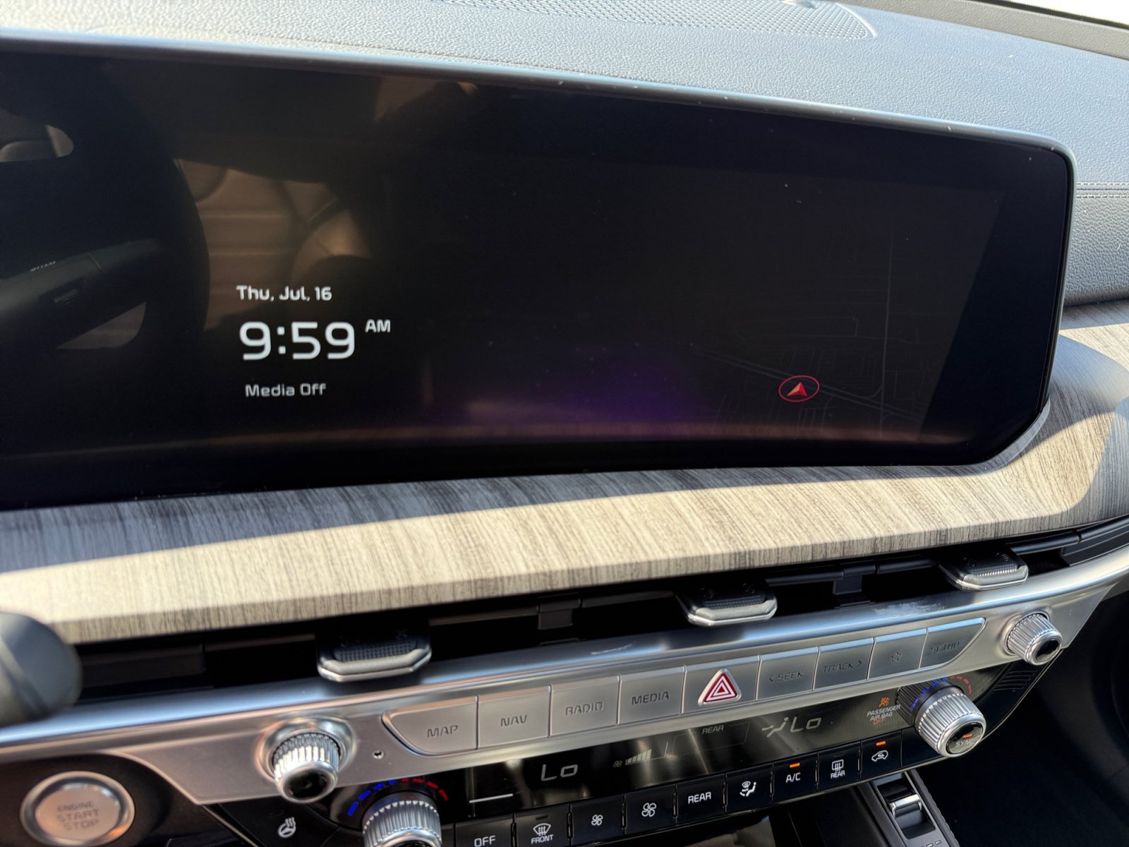 Used 2023 Moss Kia SX-Prestige image 12