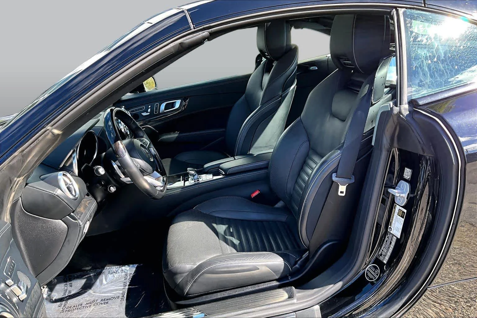Used 2018 Black Mercedes-Benz SL 550 image 8