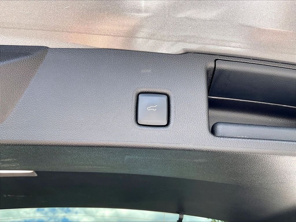 Used 2025 Carbonized Gray Metallic Ford Active image 35