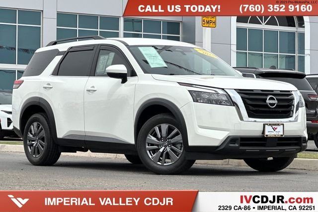 2025 Nissan Pathfinder SV 2WD's photo