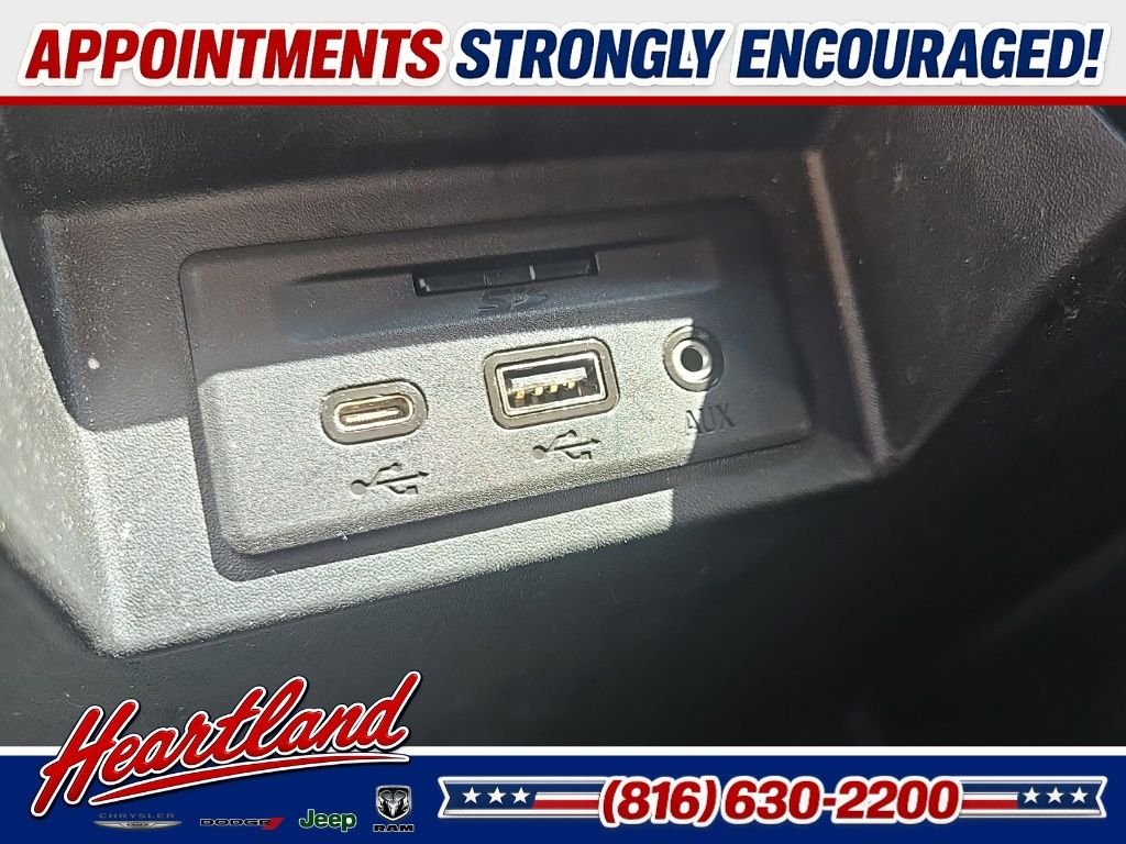 Used 2019 Beige Chevrolet High Country image 82