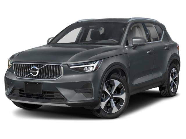 Used 2025 White Volvo Core Bright Theme image 1