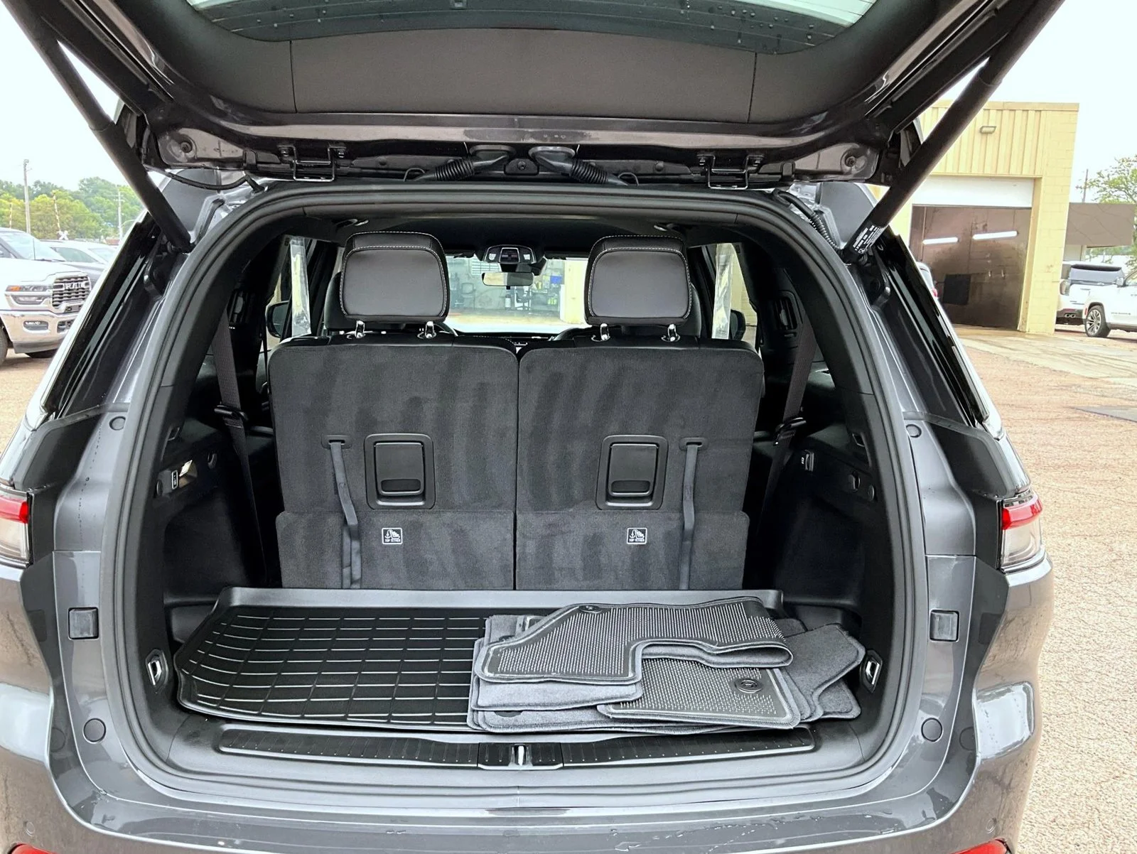 Certified Used 2025 Gray Jeep Limited image 9