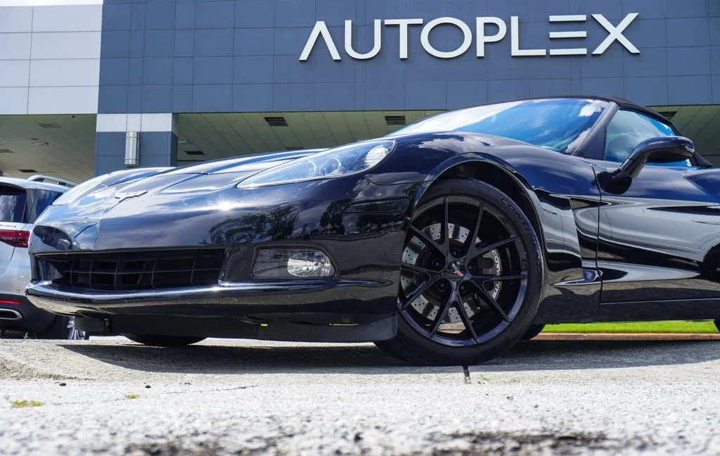 Used 2008 Black Chevrolet Base image 2