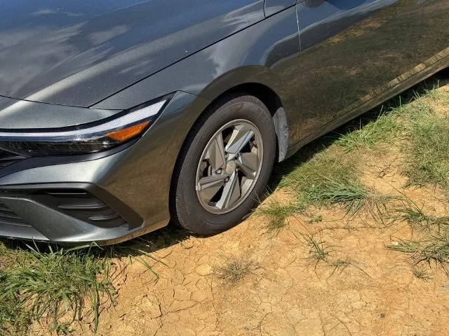 Used 2024 Gray Hyundai SE image 5