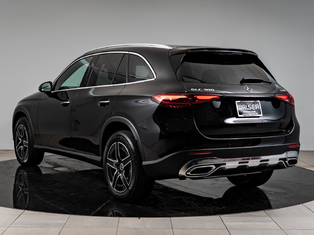 Used 2026 Black Mercedes-Benz GLC 300 image 6