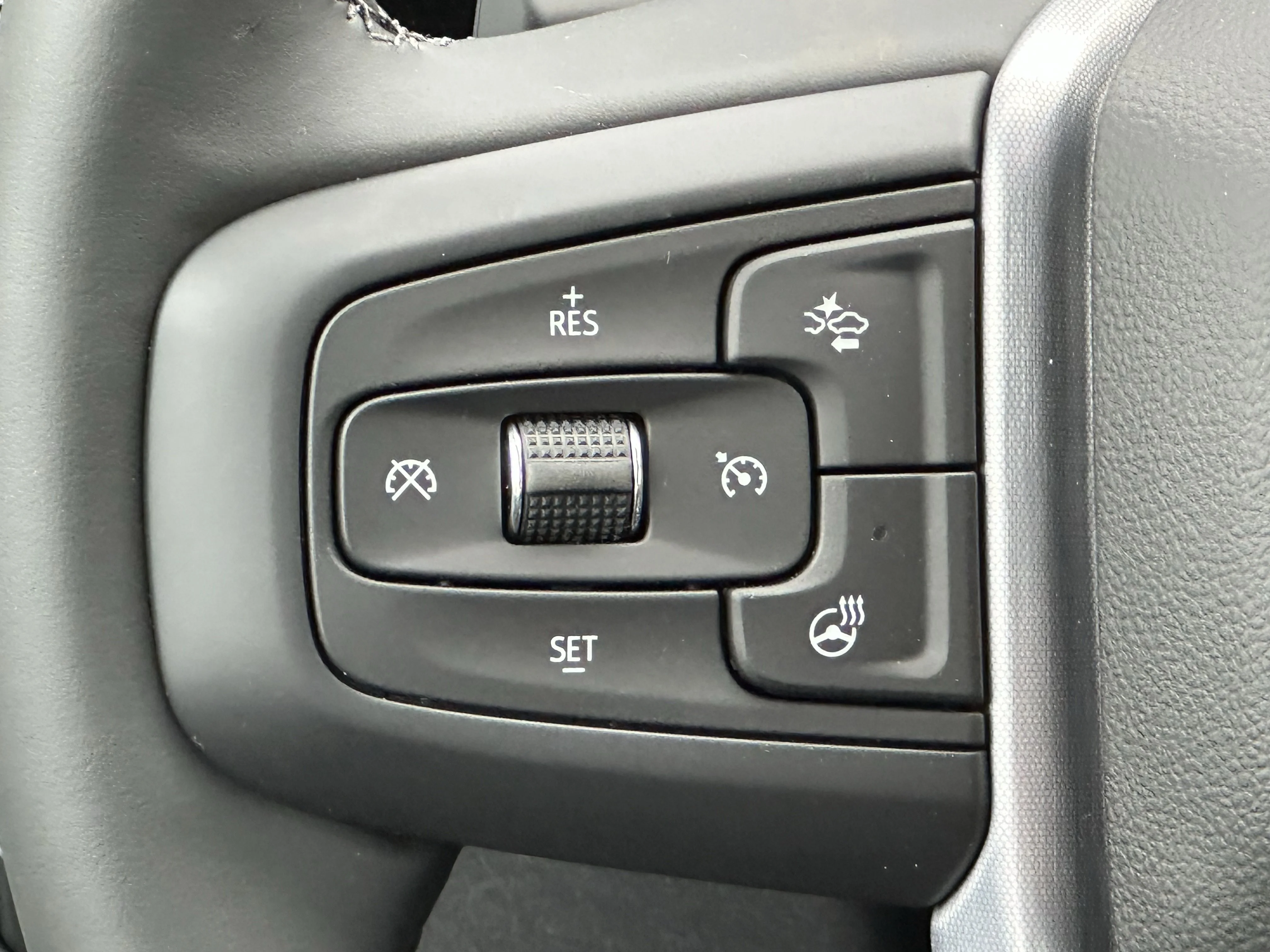 New 2026 Onyx Black GMC Elevation image 13