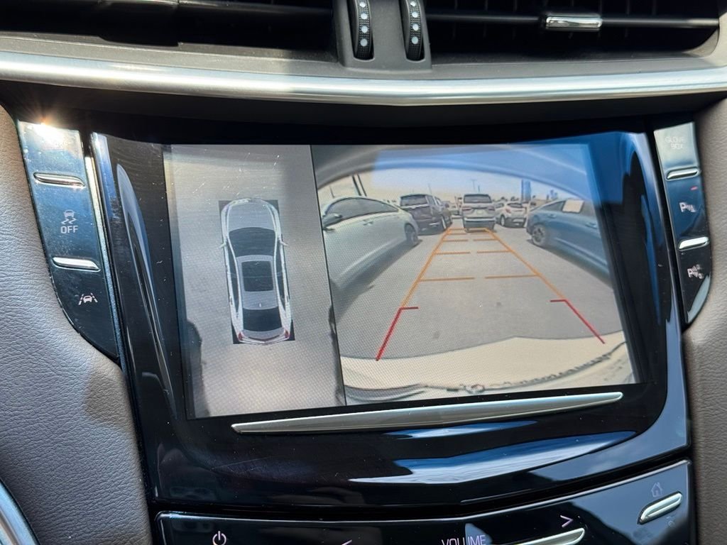Used 2016 White Cadillac Luxury image 33