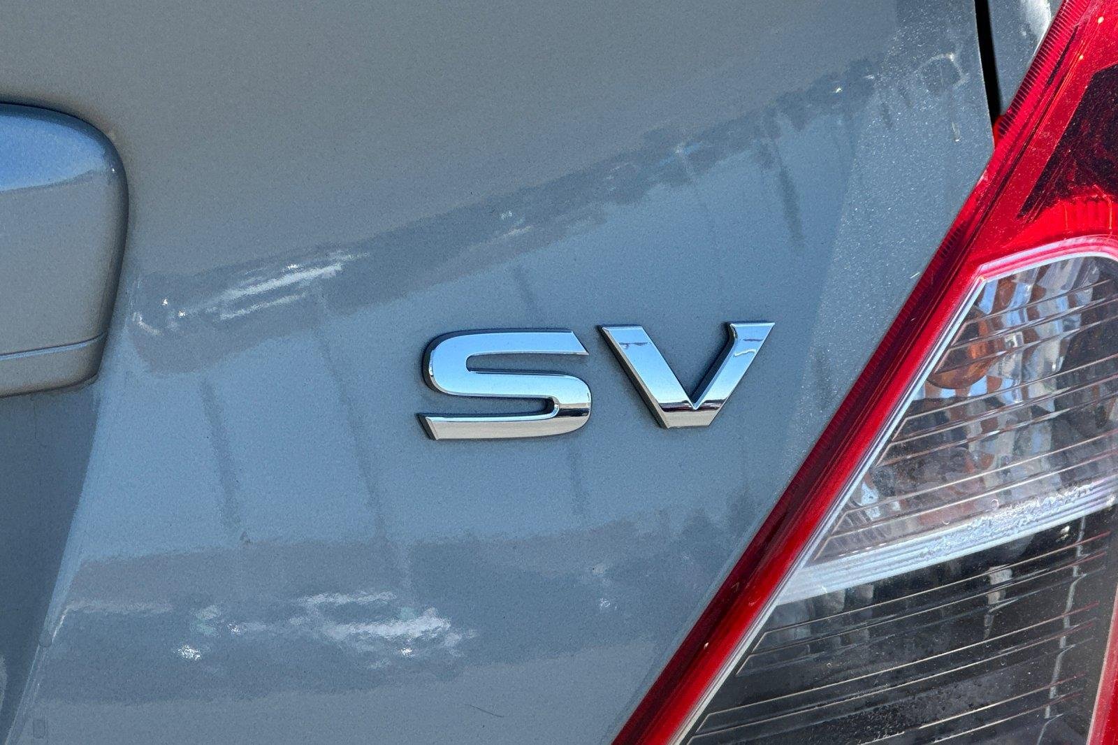 Used 2014 Magnetic Gray Nissan SV image 24