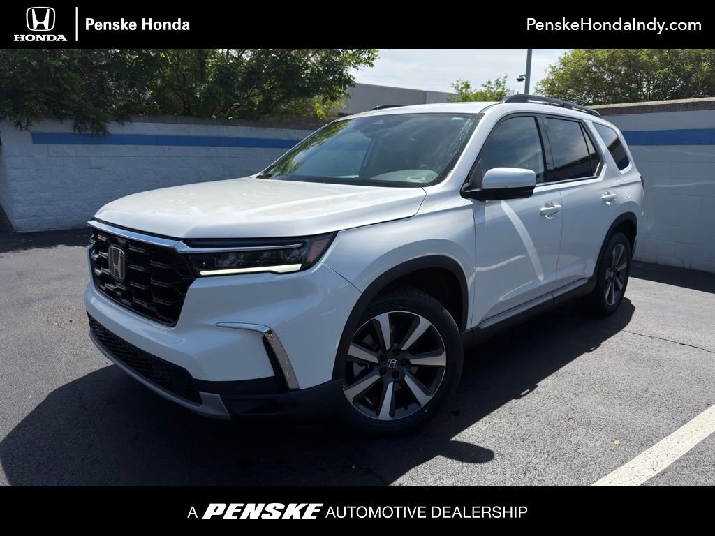 2024 Honda Pilot Touring AWD's photo