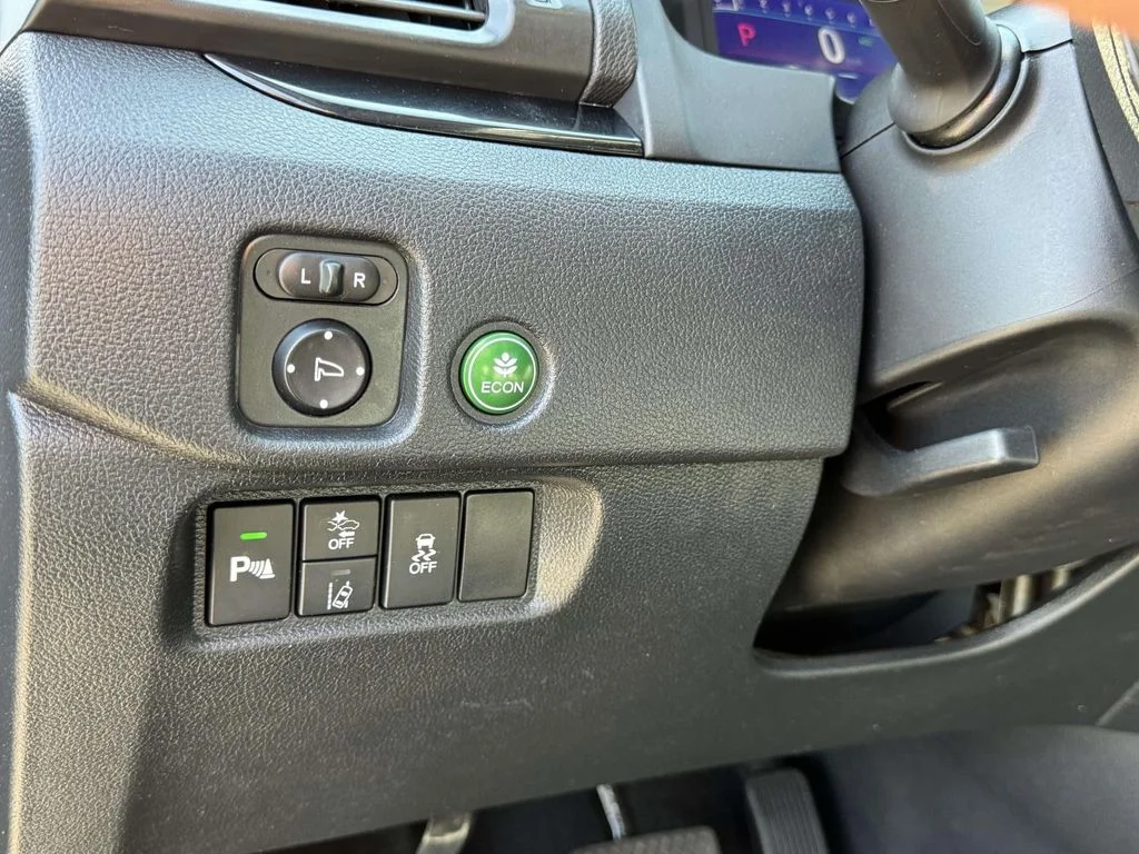 Used 2022 Gray Honda Touring image 29