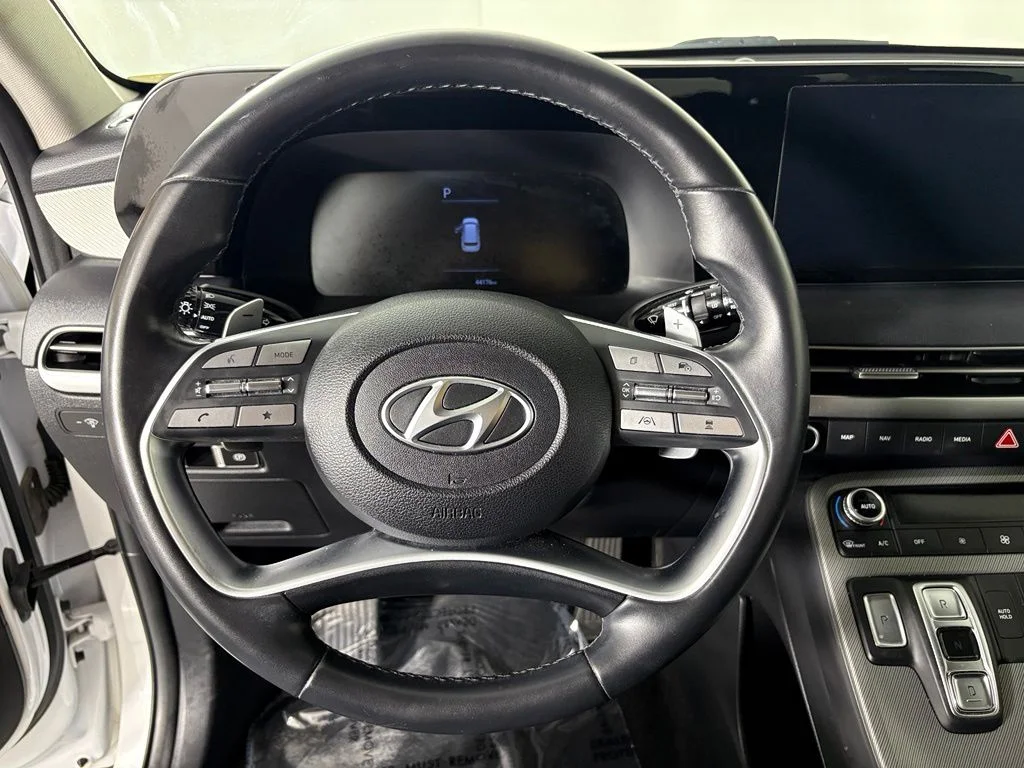 Used 2024 White Hyundai SEL image 24