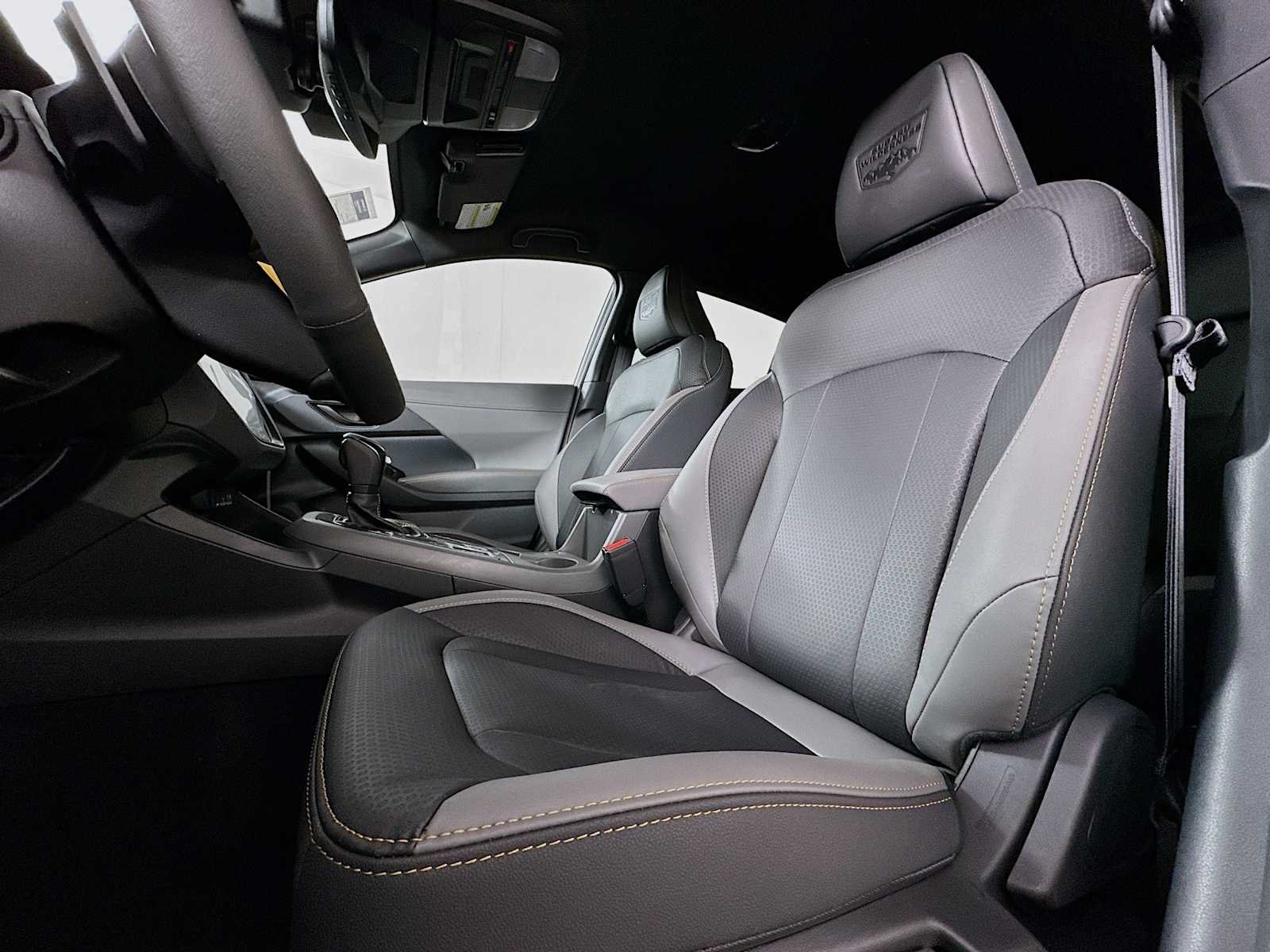 New 2026 CRYSTAL WHITE PEARL Subaru Wilderness image 18