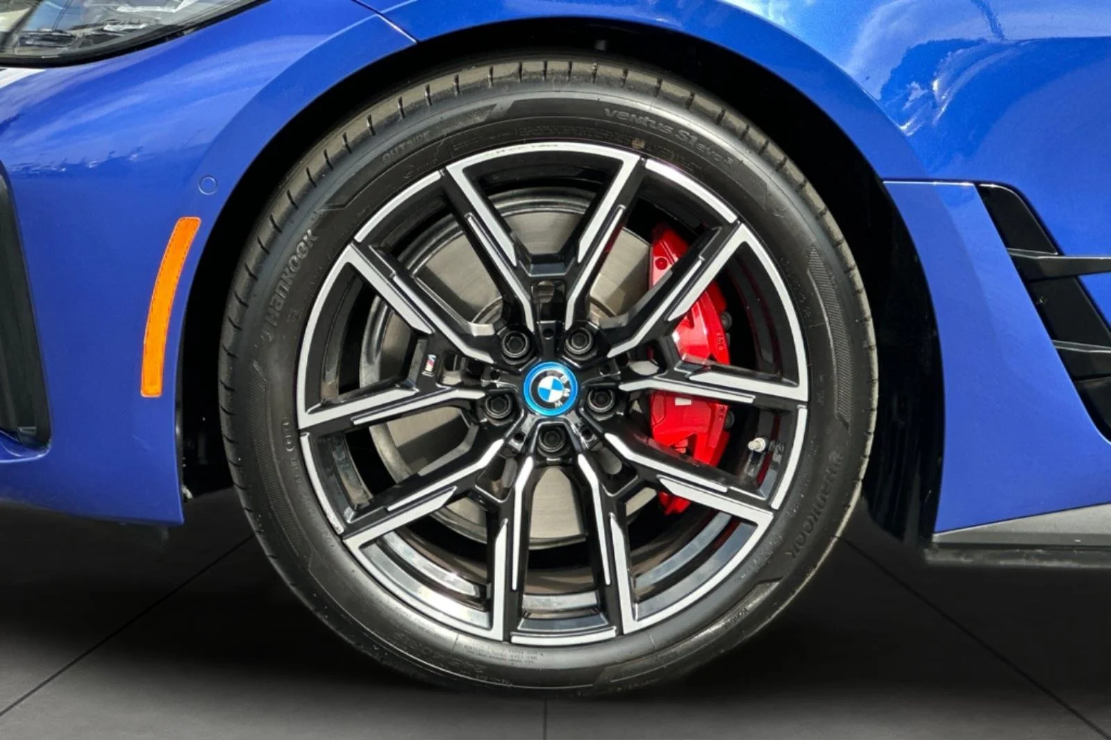 Certified Used 2023 Portimao Blue Metallic BMW eDrive40 image 25