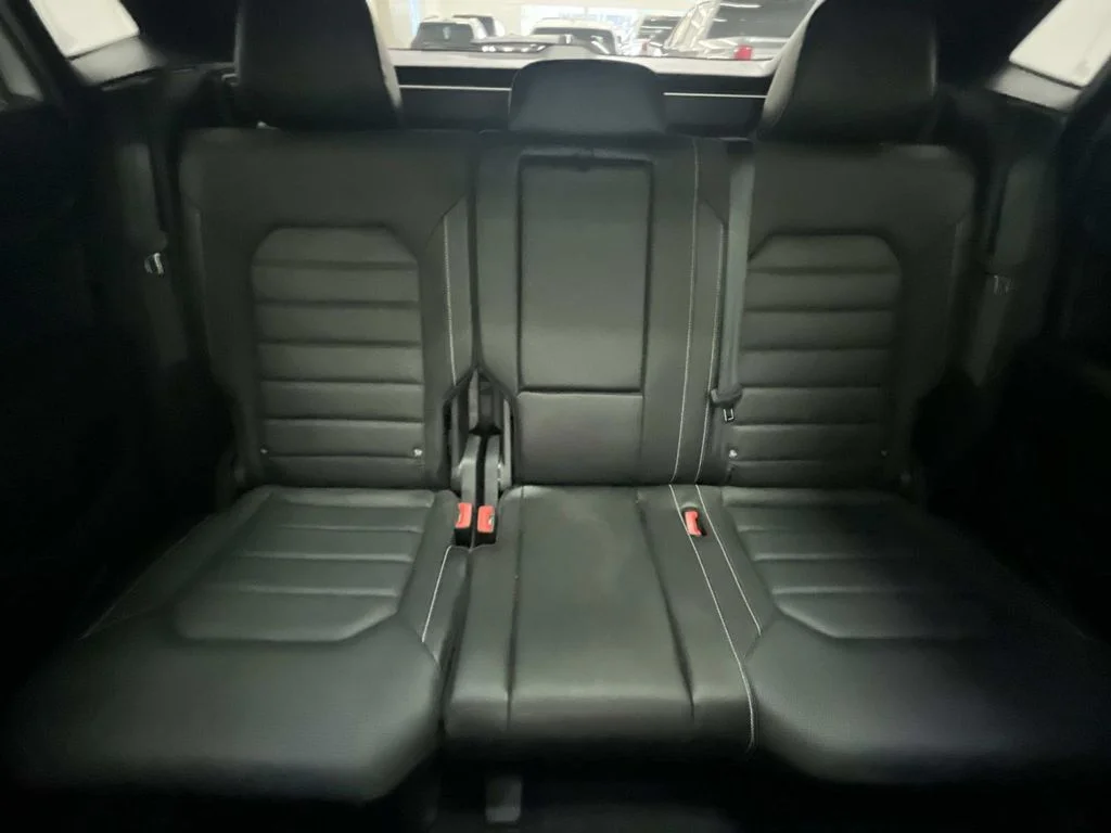 Used 2020 Pure White Volkswagen 3.6L V6 SEL Premium R-Line AWD 1 Owner image 31