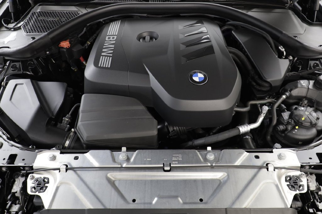 New 2026 Black Sapphire Metallic BMW 330i xDrive image 23