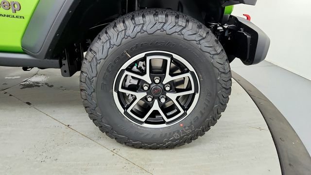 2025 Jeep Wrangler 4-Door Rubicon - Photo 18