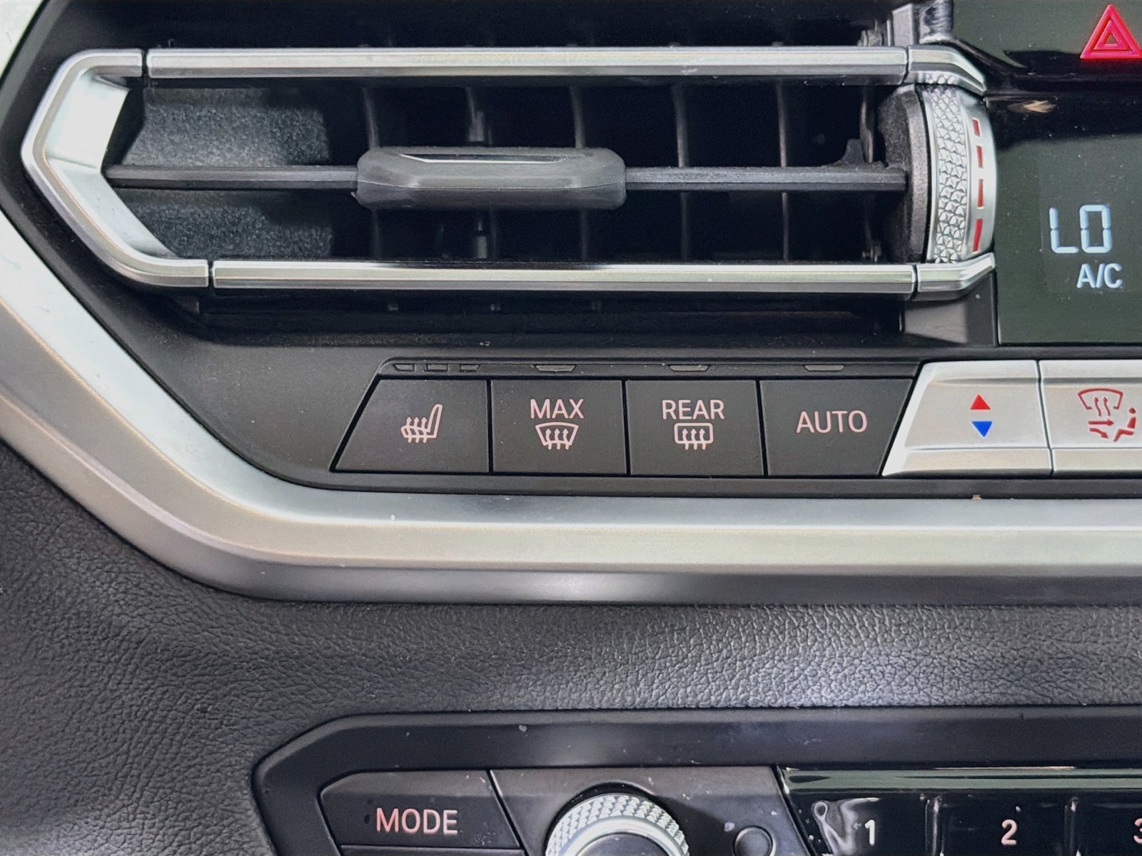 Certified Used 2023 Mineral White Metallic BMW M440i image 21