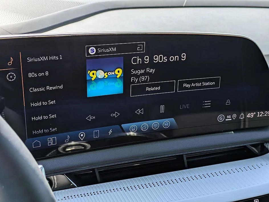 2026 Cadillac OPTIQ Sport - Photo 19