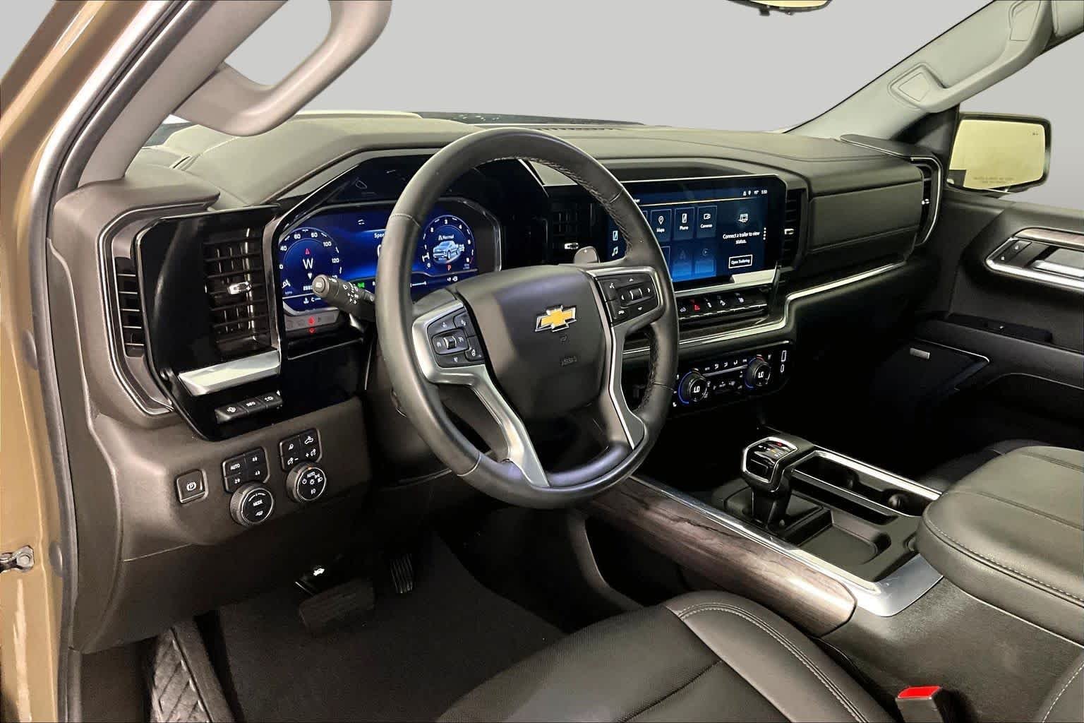 2023 Chevrolet Silverado 1500 LTZ - Photo 17
