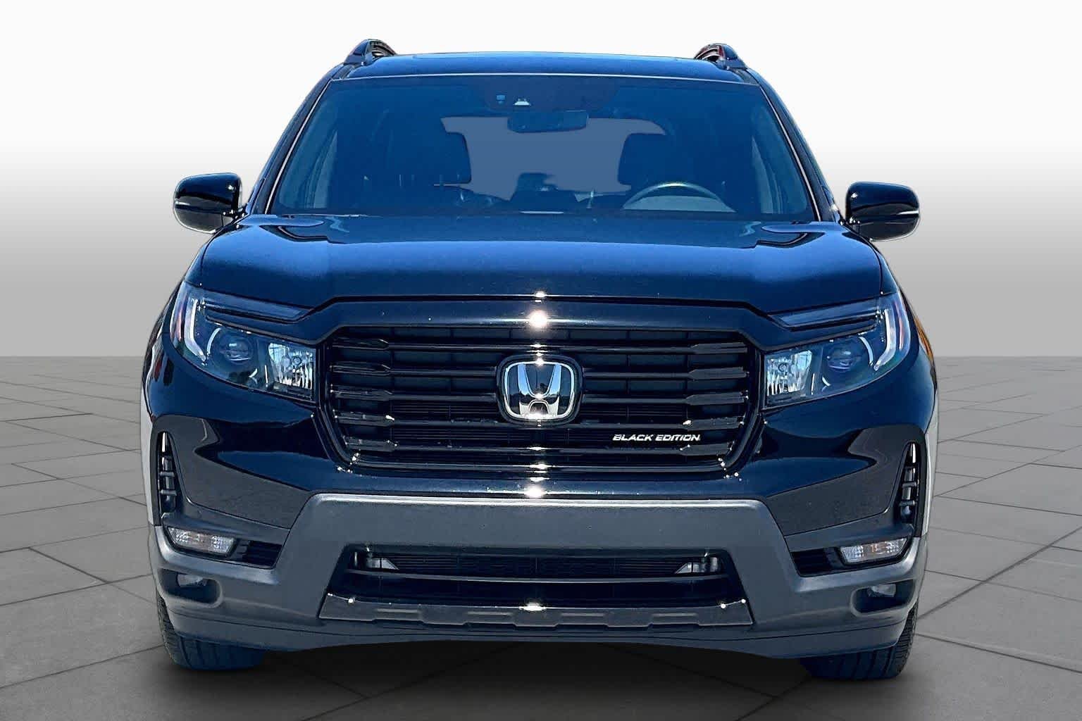 Used 2025 Crystal Black Pearl Honda Black Edition image 4