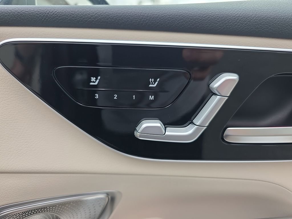 New 2026 Gray Mercedes-Benz GLC 300 image 17