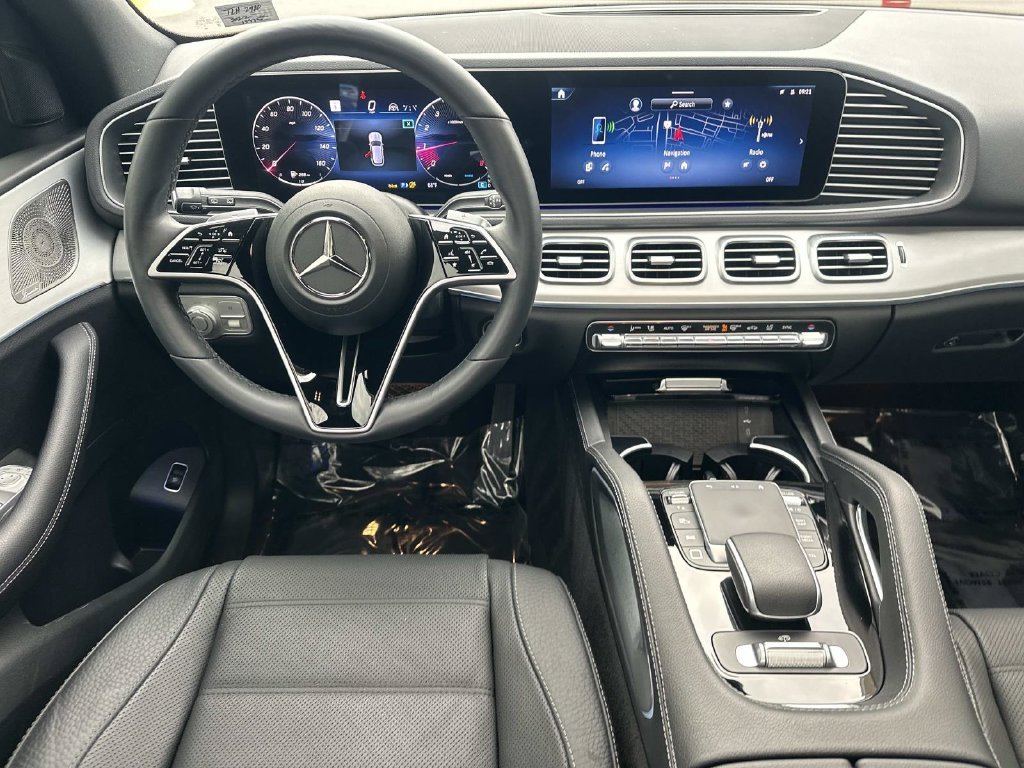 Certified Used 2025 Selenite Grey Metallic Mercedes-Benz GLE 580 image 20