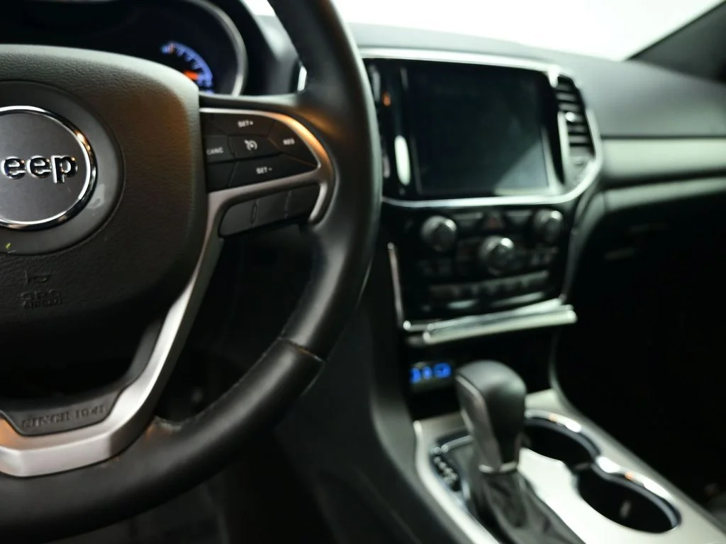 Used 2021 Gray Jeep Laredo X image 50