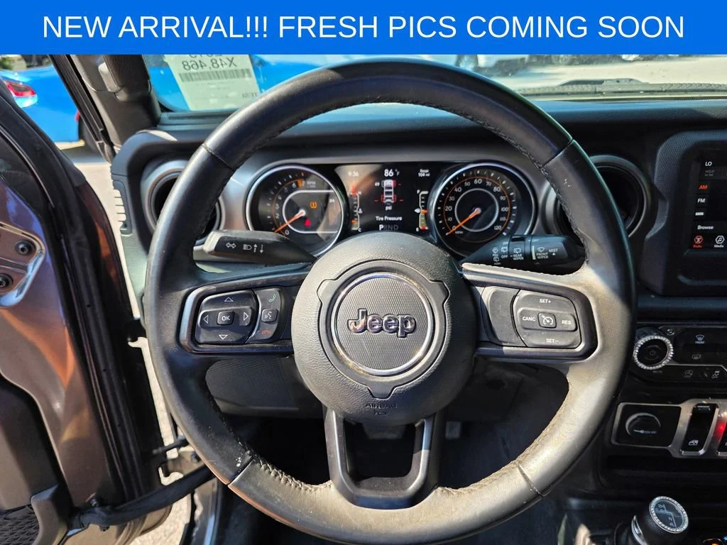 Used 2019 Gray Jeep Sport S 4x4 image 13